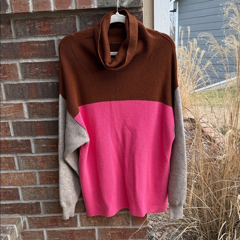 Free People Ladies L Color block Oversized Cowl Neck Sweater~pls read!